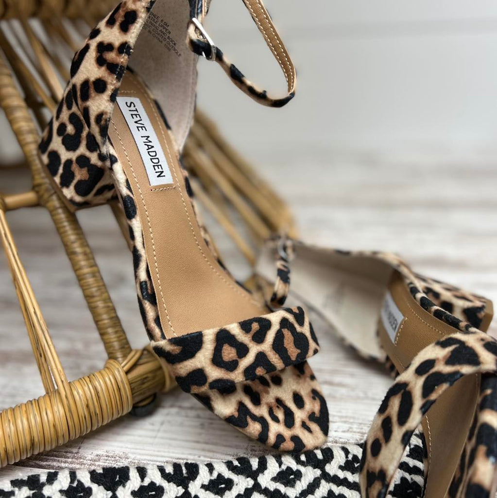 Steve Madden Irenee, Leo Velvet